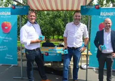 Gerard Kievit, Robert Weusten en Davy Schrijen van Coöperatieve Fruitveiling Zuid Limburg